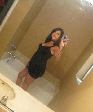 18 year old female boxer Sabrina Blond covers up her naked tits